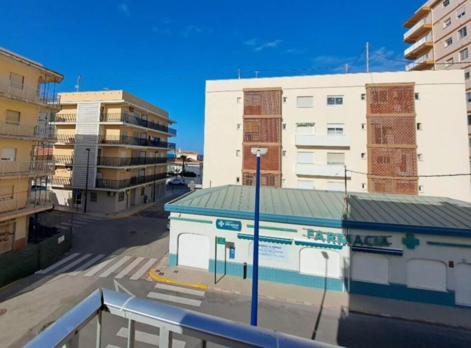 Amplio Piso Con Terraza A 50 M De Playa Miramar Apartment Екстериор снимка