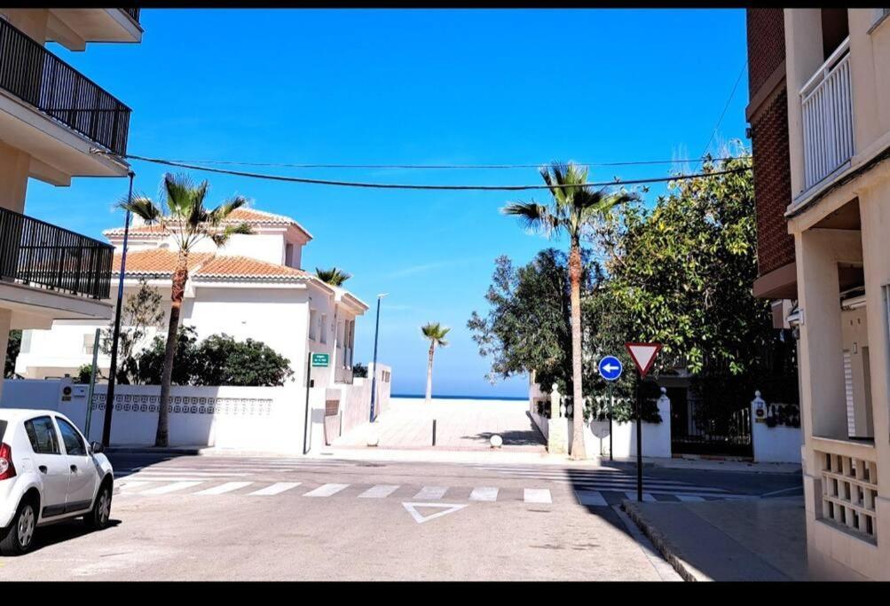 Amplio Piso Con Terraza A 50 M De Playa Miramar Apartment Екстериор снимка